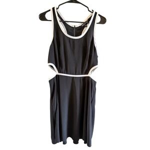 Vintage Express Cutout Dress White Trim Size 8 2010s Trendy Outfit